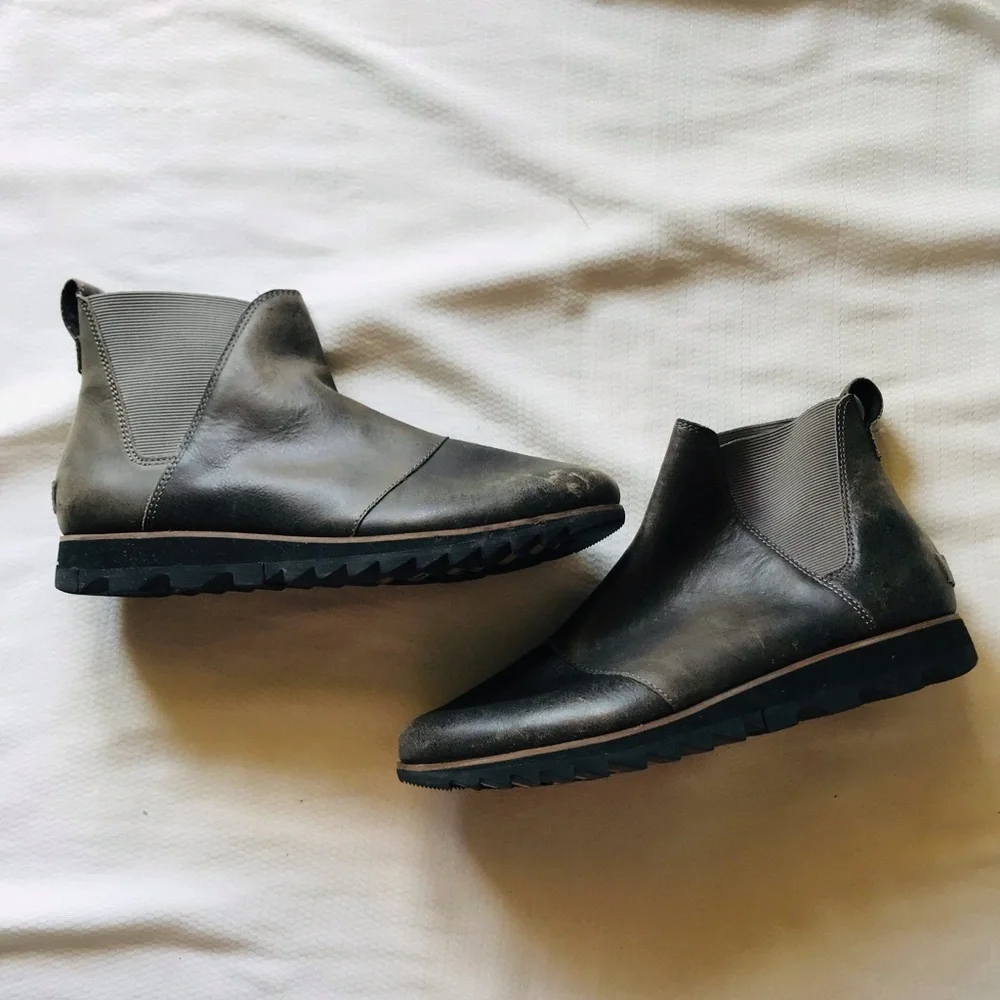 Sorel Gray Leather Ankle Boots - Picture 2 of 14